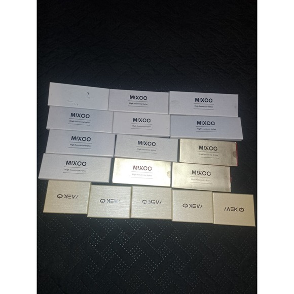 NIB- Lot of 12 Boxes MIKOO iPad Stylus Pens PLUS 4 MEKO Stylus Accessories - Picture 2 of 13